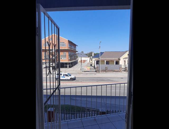 2 BEDROOM APARTMENT RENTED IN SOUTH END
